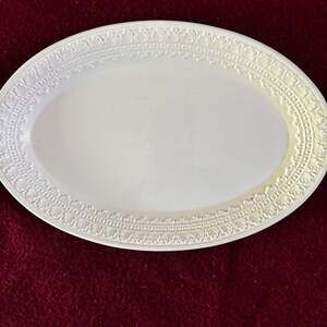 Ceriart Portugal Embossed White Oval Serving Platter